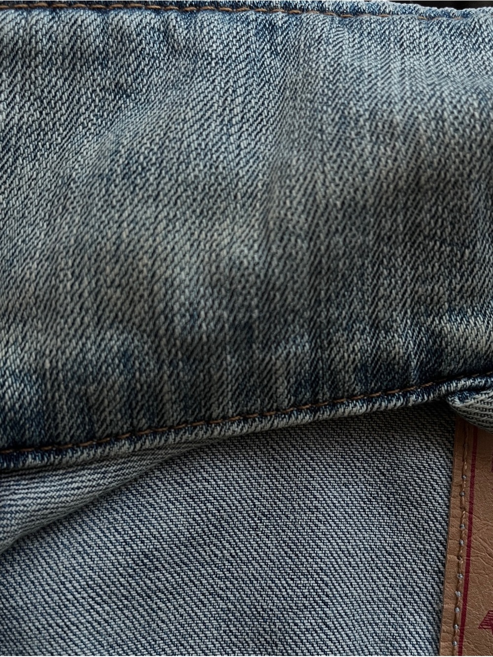 Y2K Levi's Women's Light Blue Washed Denim Jacket Size S - Picture 12 of 14